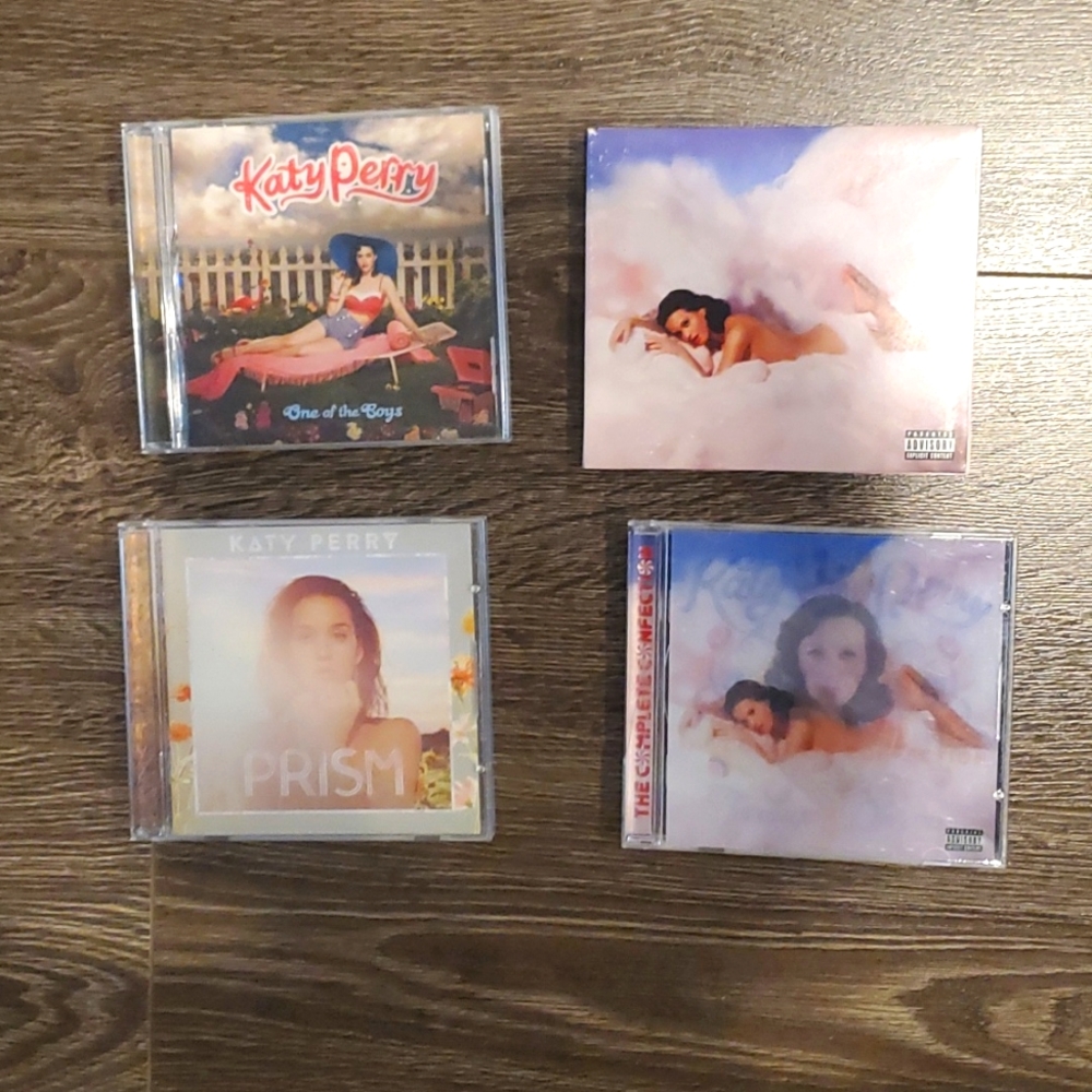 🍭 Katy Perry CD Lot of 4 - Media